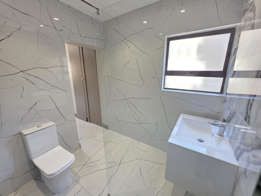 4 Bedroom Property for Sale in Waterkloof Ridge Gauteng