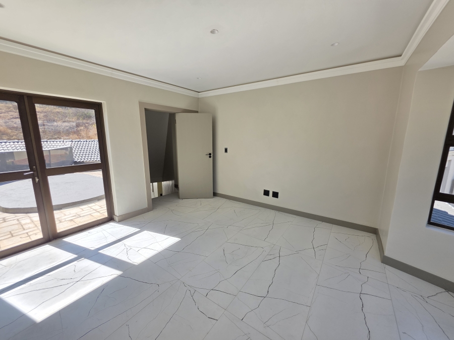 4 Bedroom Property for Sale in Waterkloof Ridge Gauteng