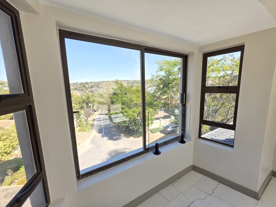 4 Bedroom Property for Sale in Waterkloof Ridge Gauteng