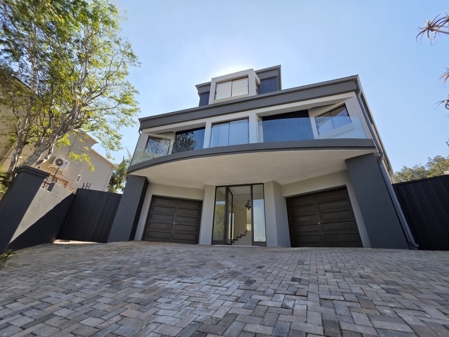4 Bedroom Property for Sale in Waterkloof Ridge Gauteng
