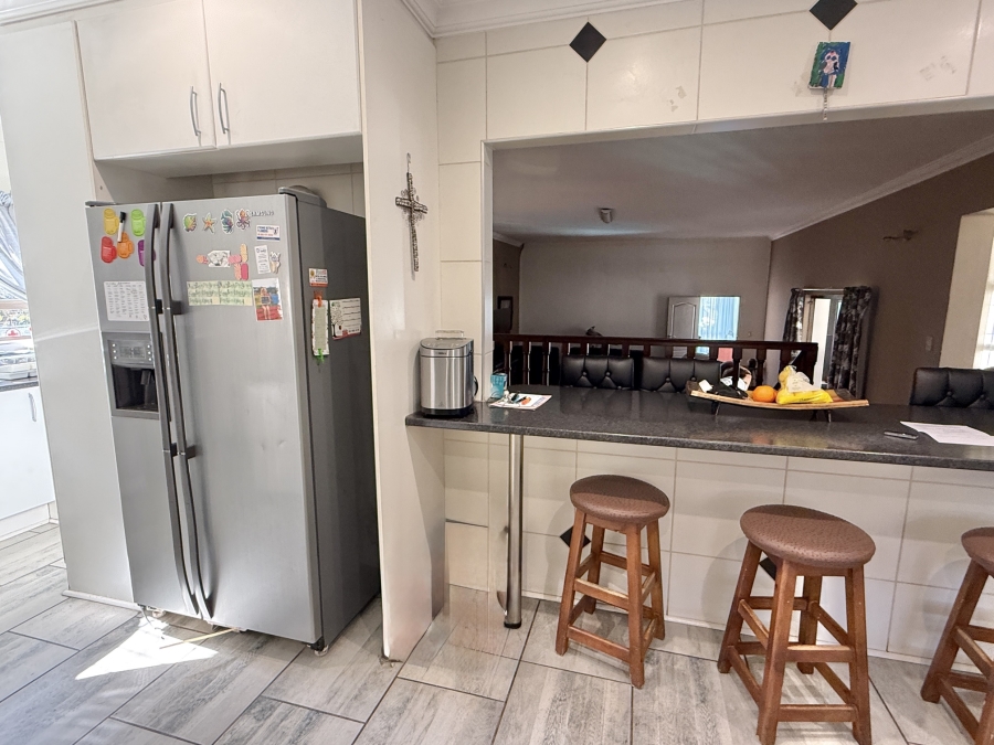 3 Bedroom Property for Sale in Newlands Gauteng