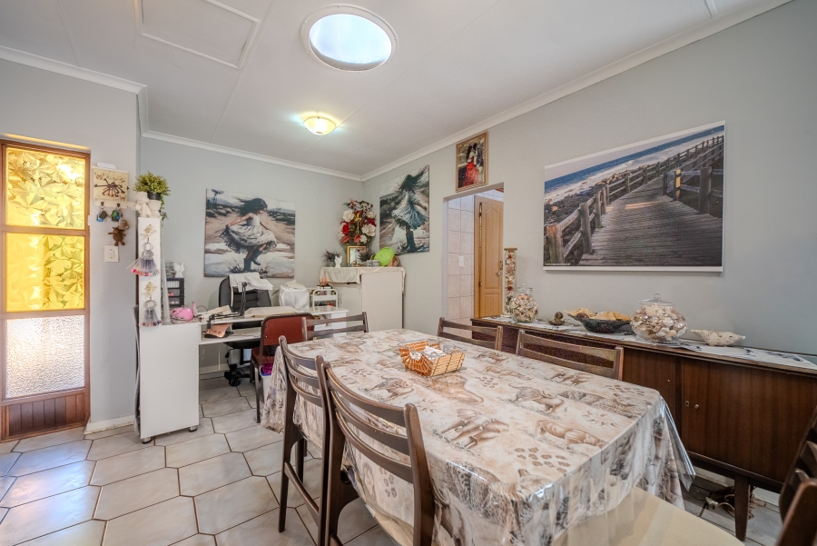 To Let 3 Bedroom Property for Rent in Faerie Glen Gauteng