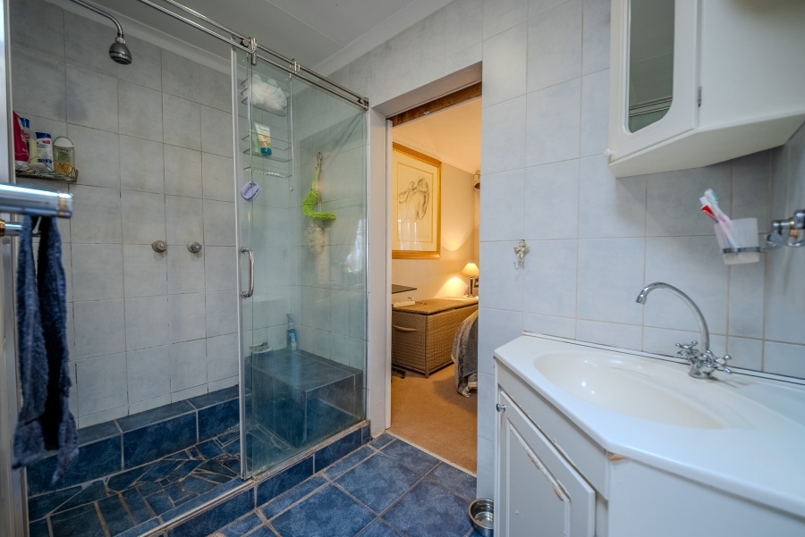 To Let 3 Bedroom Property for Rent in Faerie Glen Gauteng