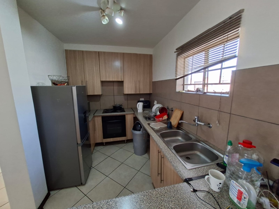 To Let 2 Bedroom Property for Rent in Noordwyk Gauteng