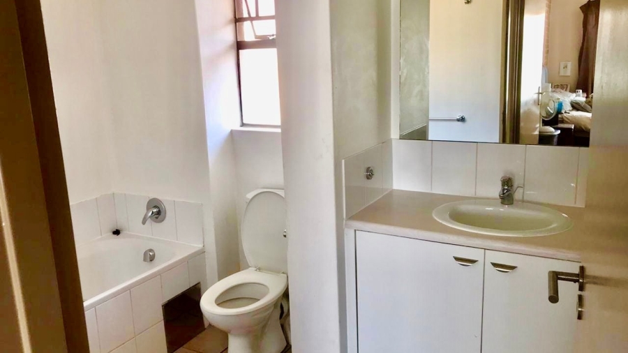 1 Bedroom Property for Sale in Houghton Estate Gauteng