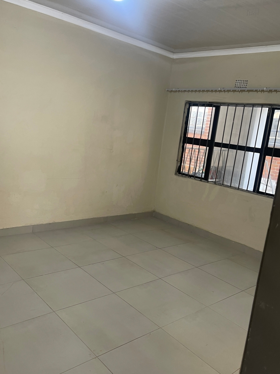 2 Bedroom Property for Sale in Rosettenville Gauteng