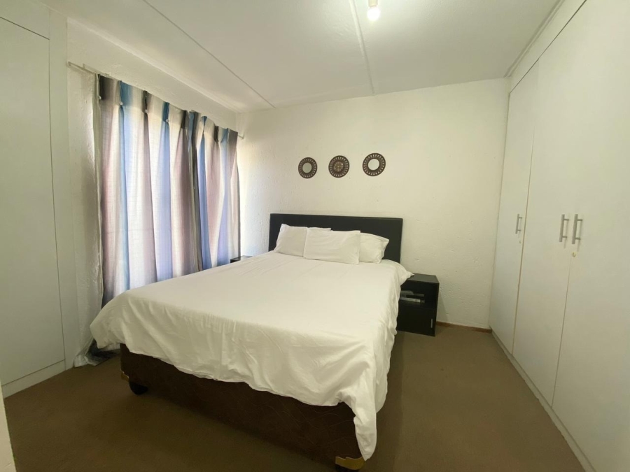To Let 1 Bedroom Property for Rent in Morningside Gauteng