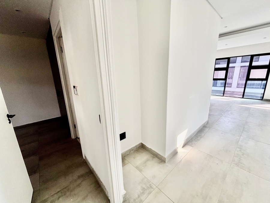 To Let 3 Bedroom Property for Rent in Illovo Gauteng