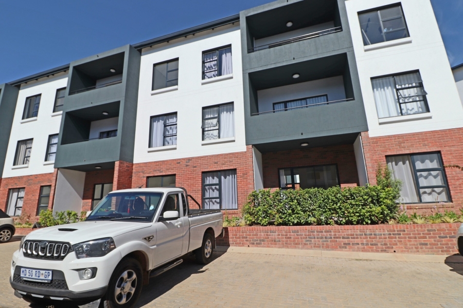 To Let 2 Bedroom Property for Rent in Bryanston Gauteng