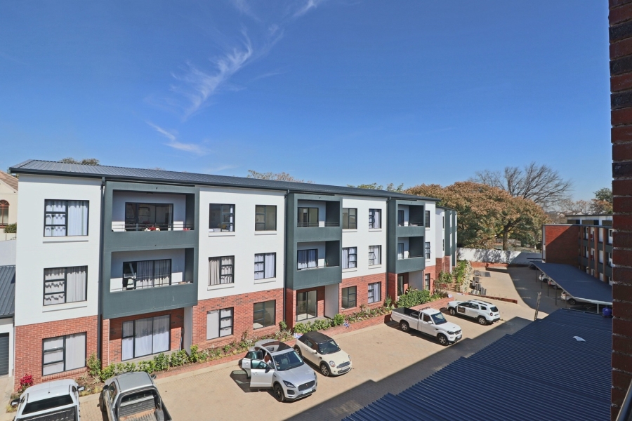 To Let 2 Bedroom Property for Rent in Bryanston Gauteng