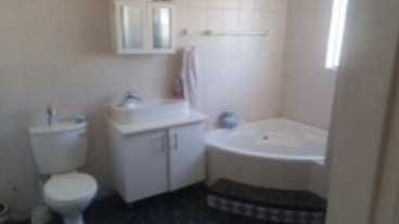 4 Bedroom Property for Sale in Brackendowns Gauteng