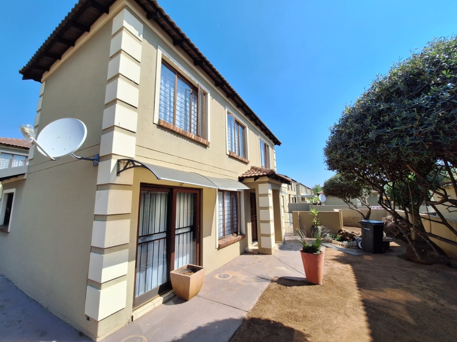 To Let 3 Bedroom Property for Rent in Montana Gauteng