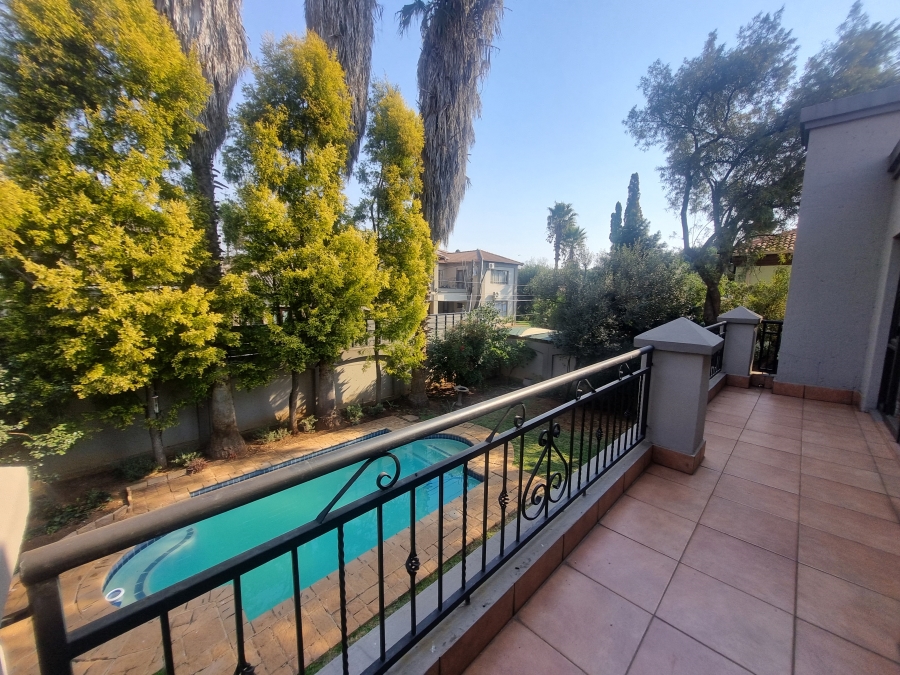 To Let 4 Bedroom Property for Rent in Silver Lakes Golf Estate Gauteng
