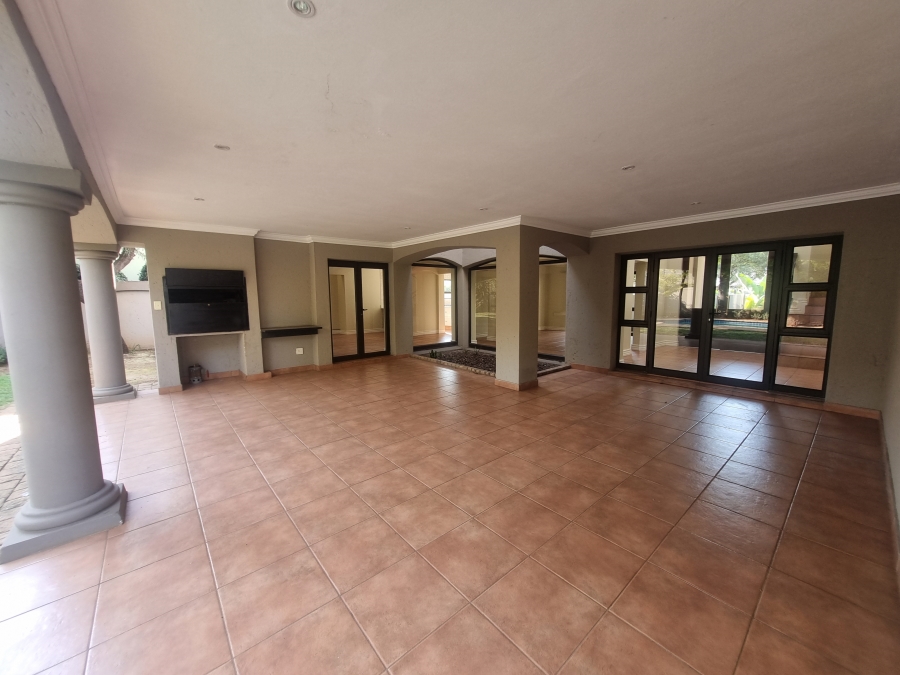 To Let 4 Bedroom Property for Rent in Silver Lakes Golf Estate Gauteng