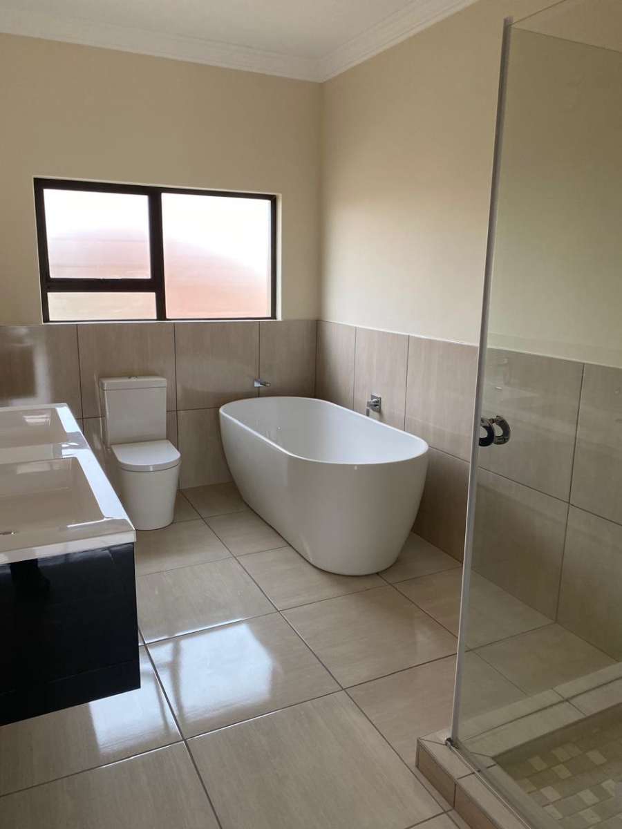 To Let 3 Bedroom Property for Rent in Sagewood Gauteng