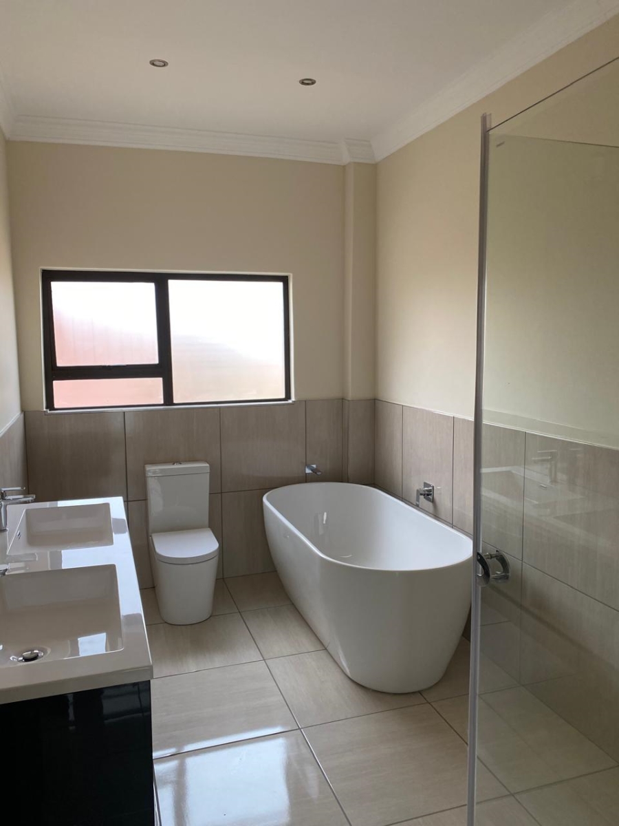 To Let 3 Bedroom Property for Rent in Sagewood Gauteng