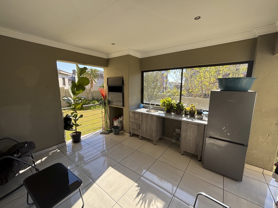 To Let 3 Bedroom Property for Rent in Sagewood Gauteng