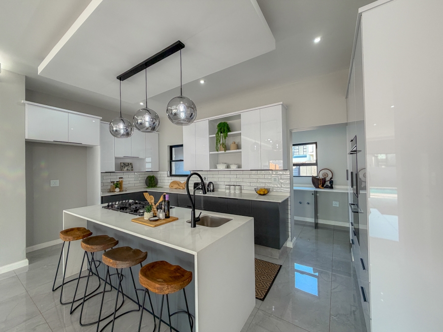 4 Bedroom Property for Sale in Fountainbrook Estate Gauteng