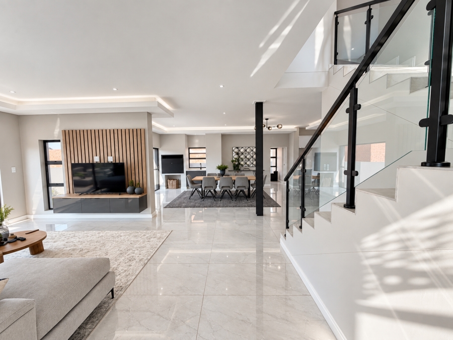 4 Bedroom Property for Sale in Fountainbrook Estate Gauteng