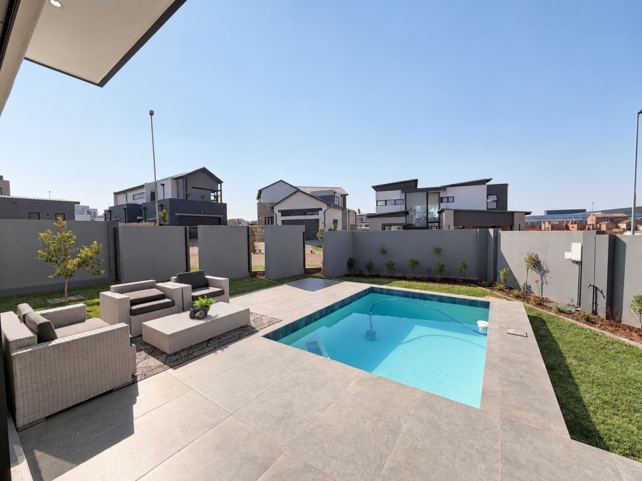 4 Bedroom Property for Sale in Fountainbrook Estate Gauteng
