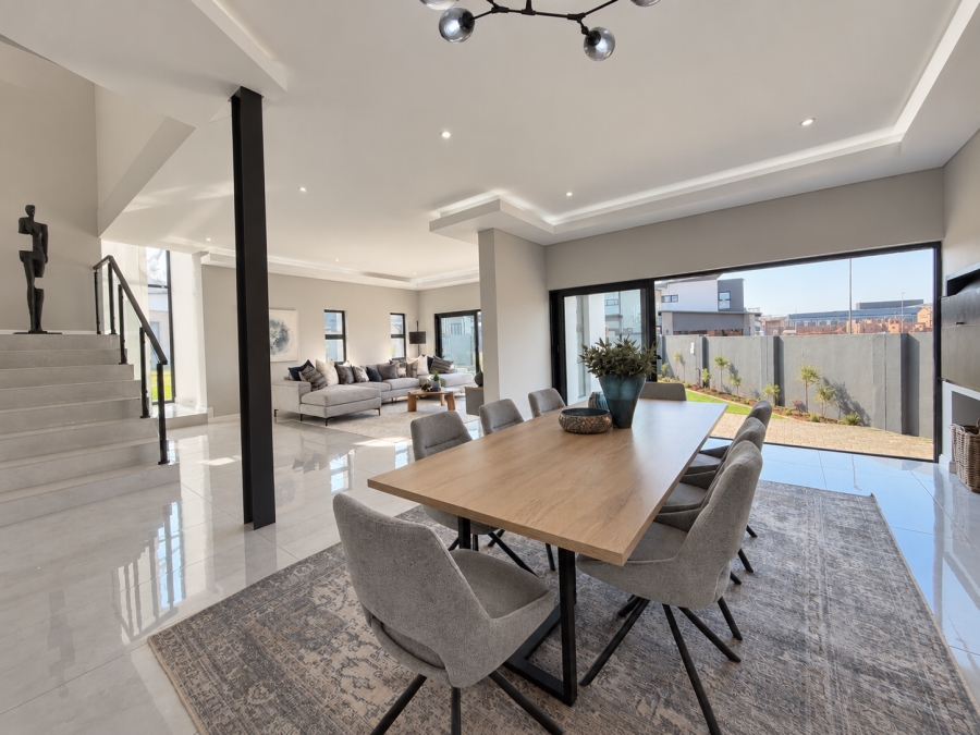 4 Bedroom Property for Sale in Fountainbrook Estate Gauteng