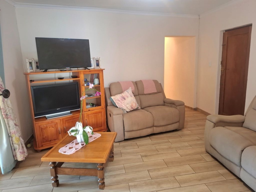 3 Bedroom Property for Sale in Westonaria Gauteng