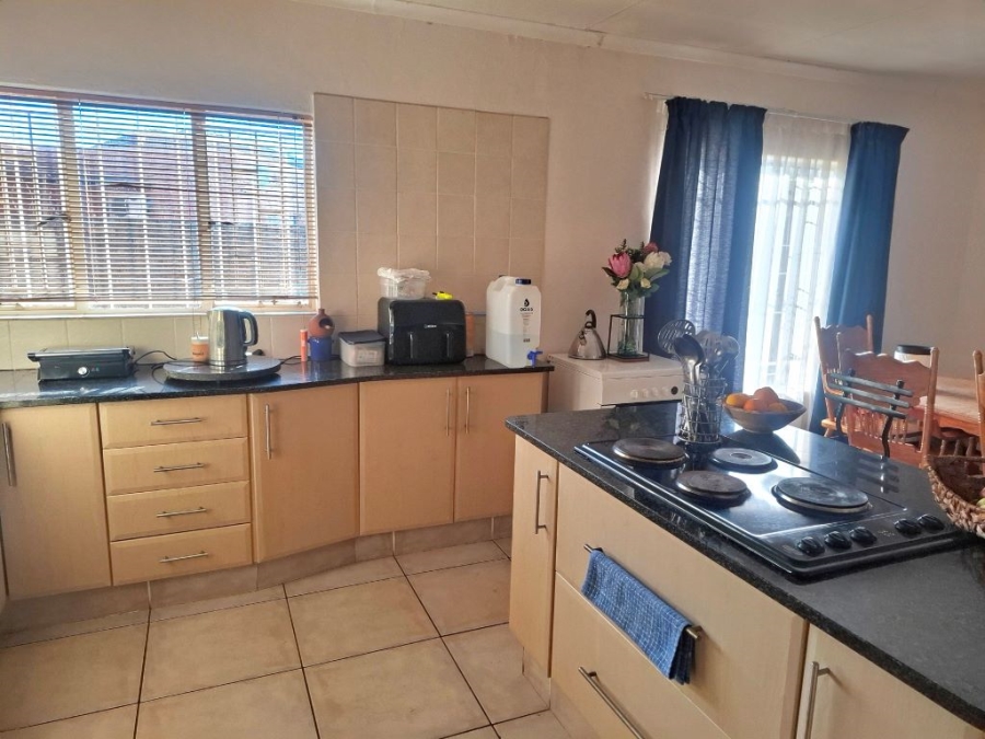 3 Bedroom Property for Sale in Westonaria Gauteng