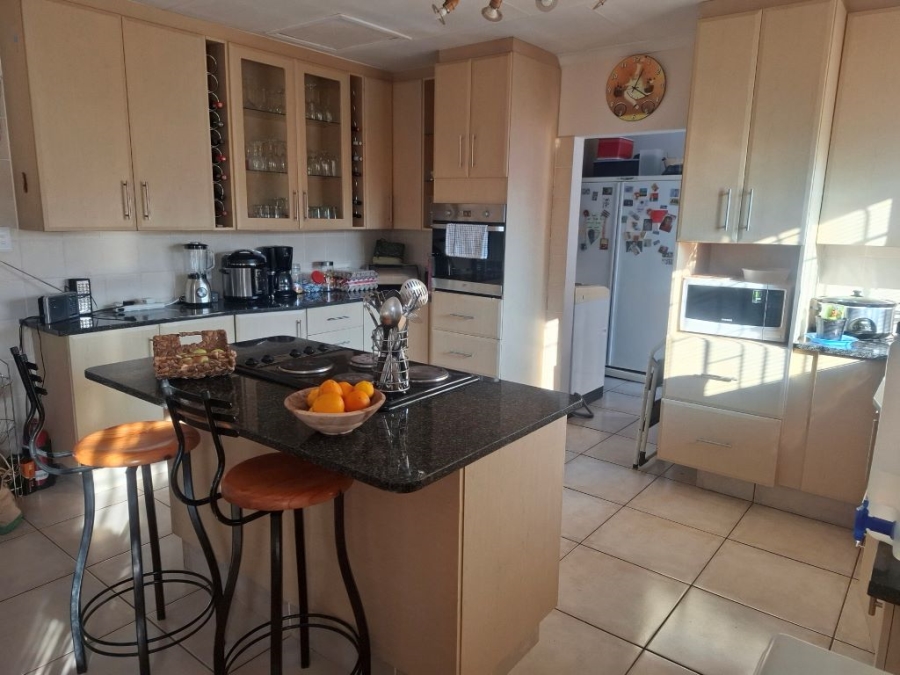 3 Bedroom Property for Sale in Westonaria Gauteng