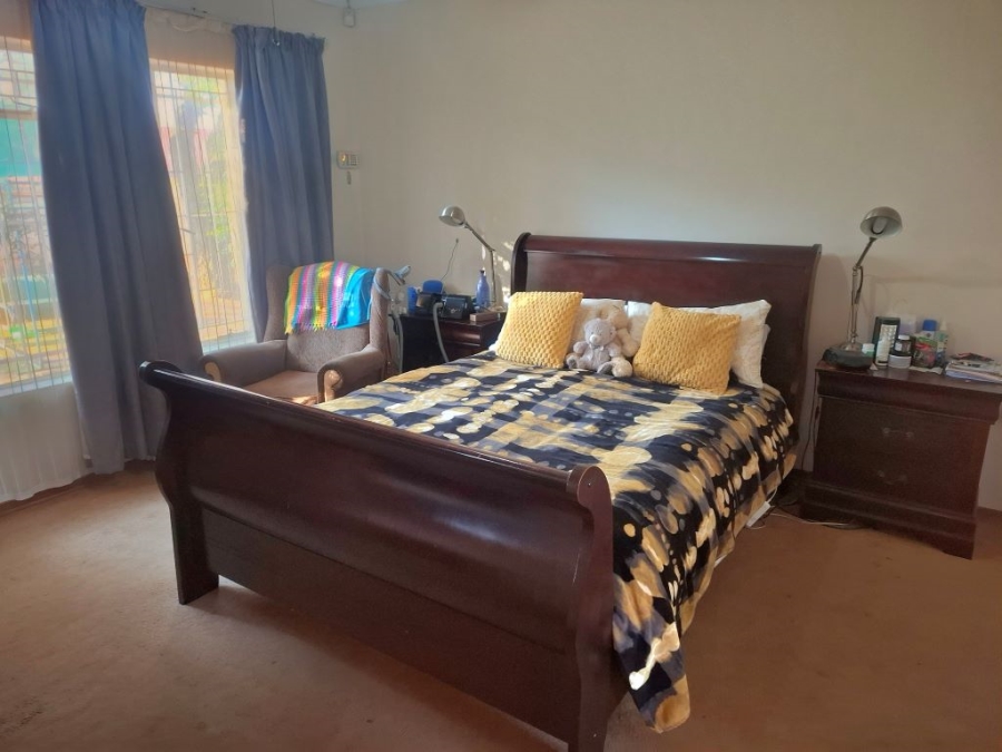 3 Bedroom Property for Sale in Westonaria Gauteng