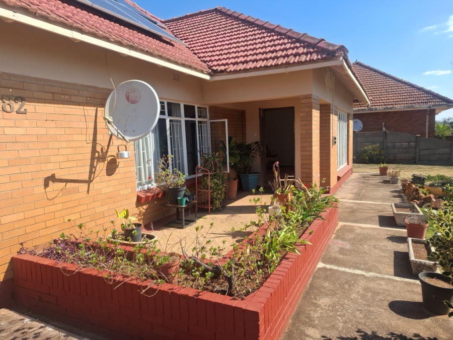 3 Bedroom Property for Sale in Westonaria Gauteng