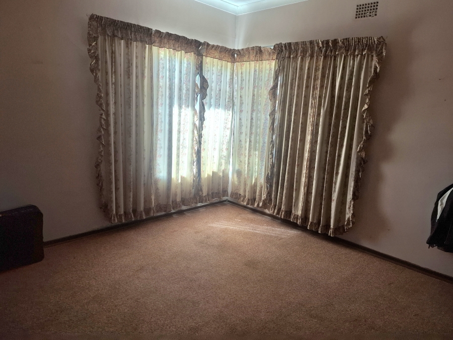 3 Bedroom Property for Sale in Westonaria Gauteng