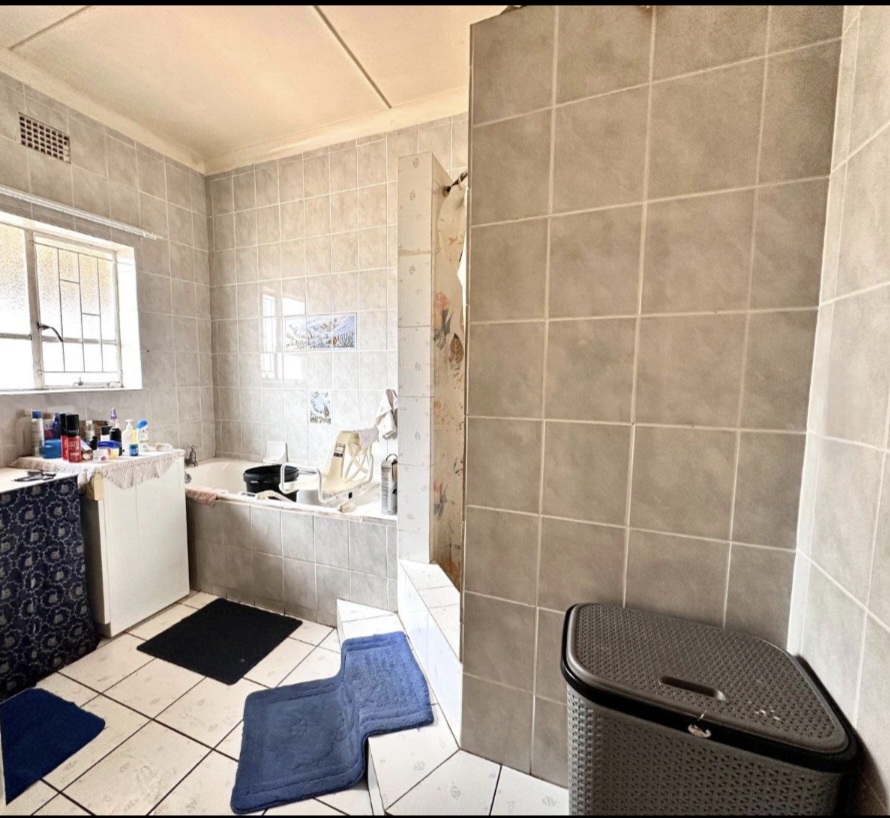 3 Bedroom Property for Sale in Westonaria Gauteng