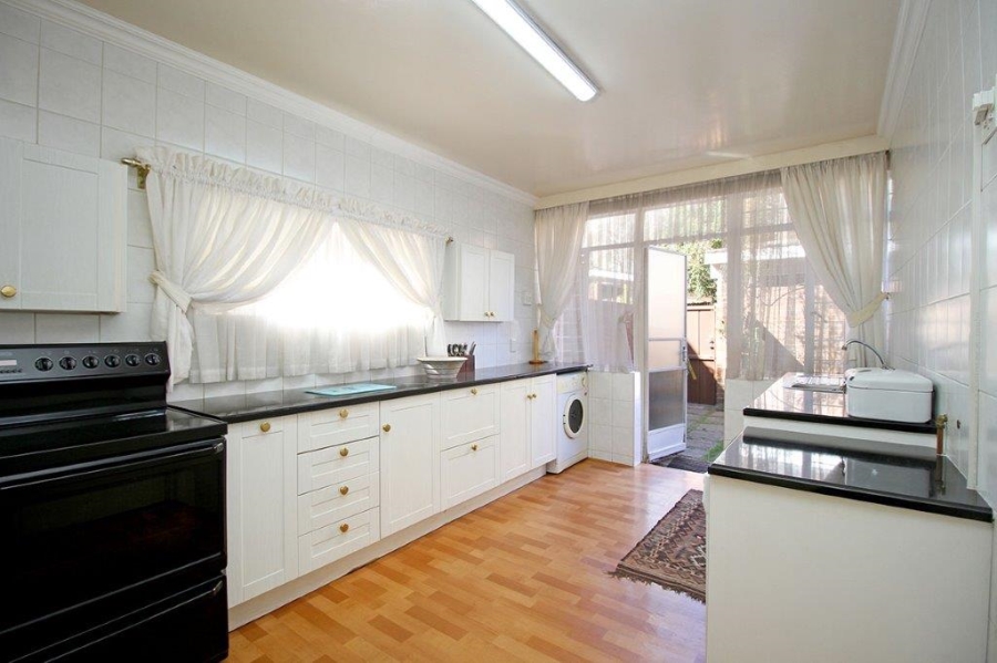 To Let 3 Bedroom Property for Rent in Hyde Park Gauteng