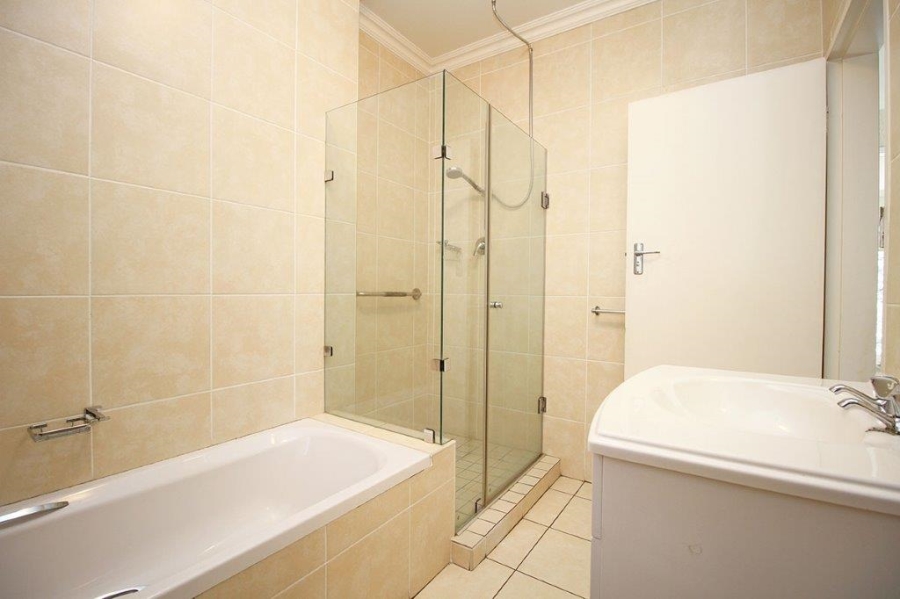 To Let 3 Bedroom Property for Rent in Hyde Park Gauteng