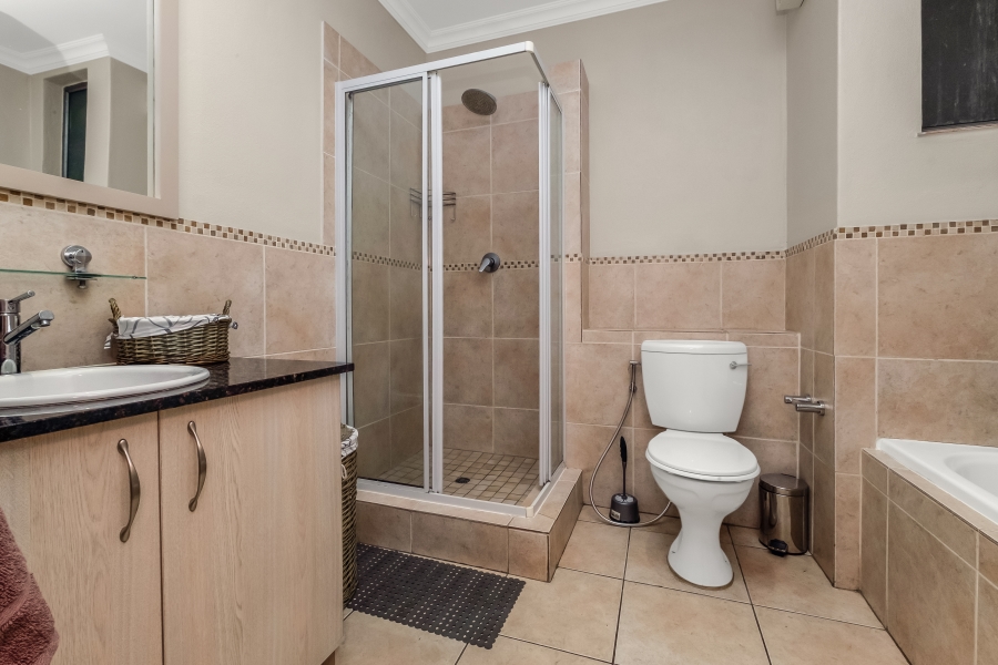 To Let 2 Bedroom Property for Rent in Morningside Gauteng