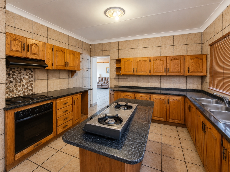 4 Bedroom Property for Sale in Three Rivers Gauteng