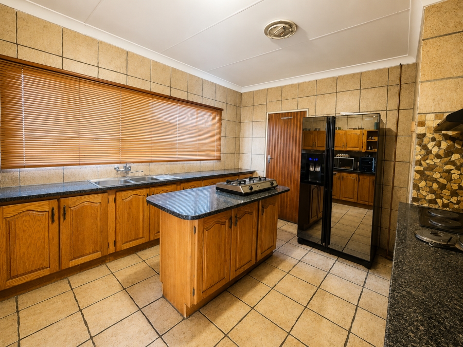 4 Bedroom Property for Sale in Three Rivers Gauteng