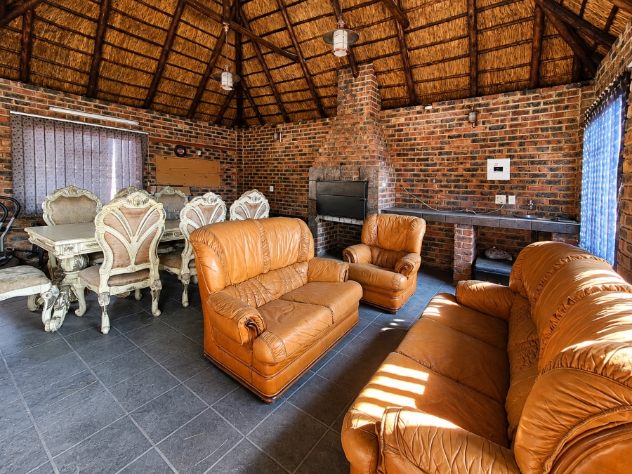 4 Bedroom Property for Sale in Three Rivers Gauteng