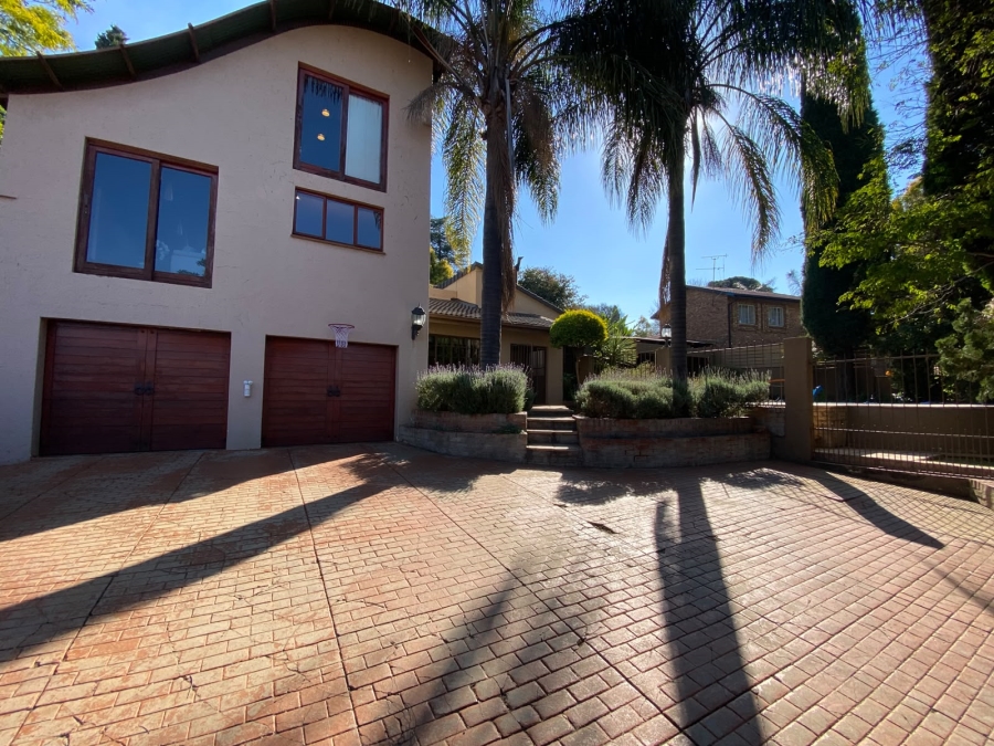 4 Bedroom Property for Sale in Erasmuskloof Gauteng