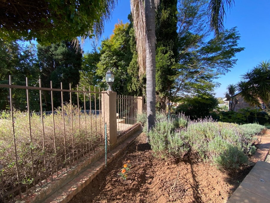 4 Bedroom Property for Sale in Erasmuskloof Gauteng