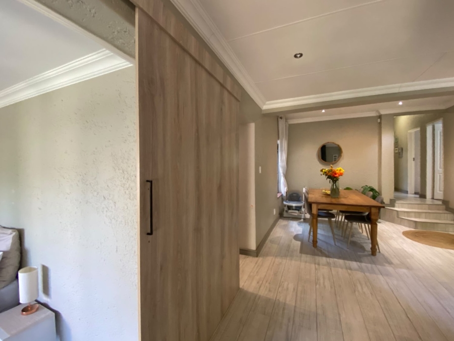 4 Bedroom Property for Sale in Erasmuskloof Gauteng