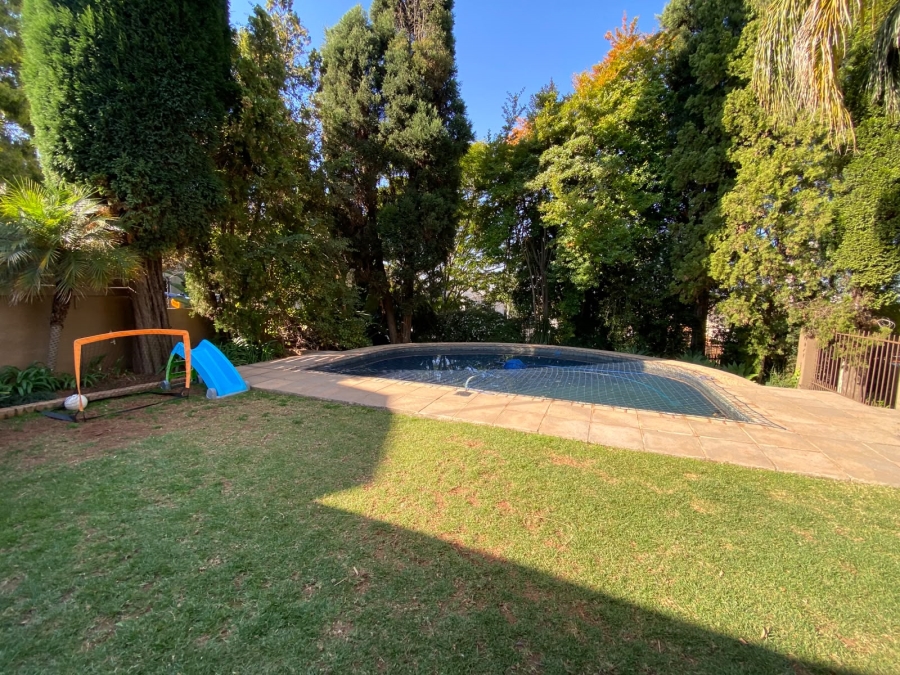 4 Bedroom Property for Sale in Erasmuskloof Gauteng