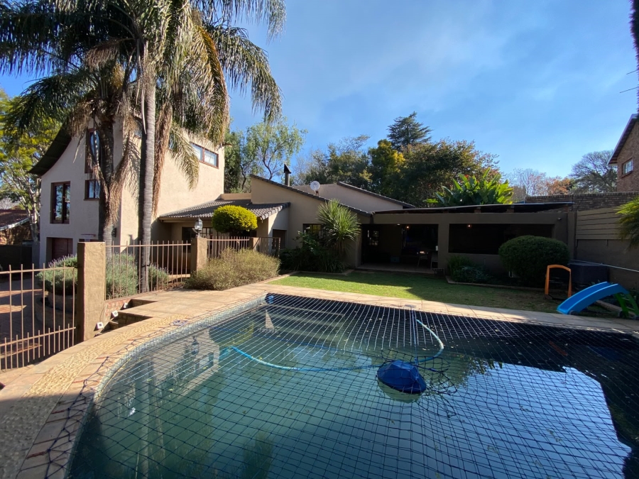 4 Bedroom Property for Sale in Erasmuskloof Gauteng
