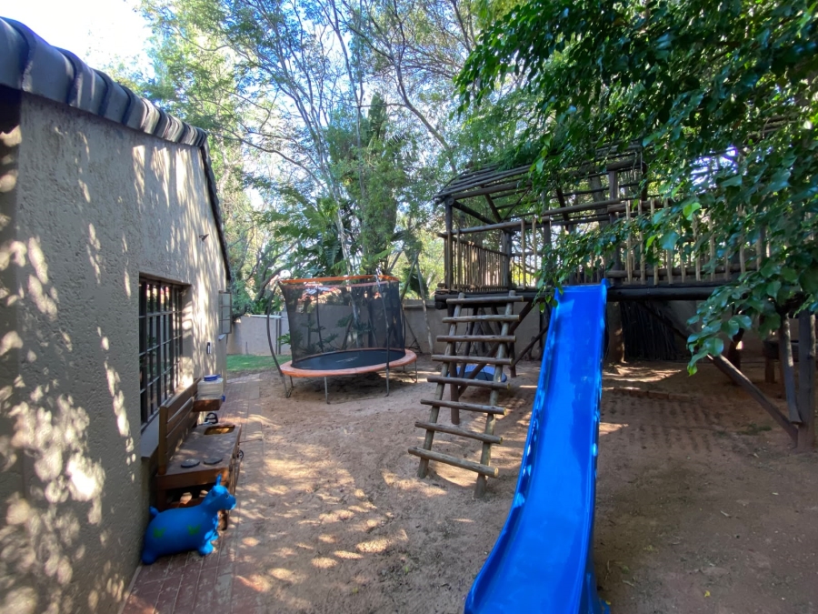 4 Bedroom Property for Sale in Erasmuskloof Gauteng