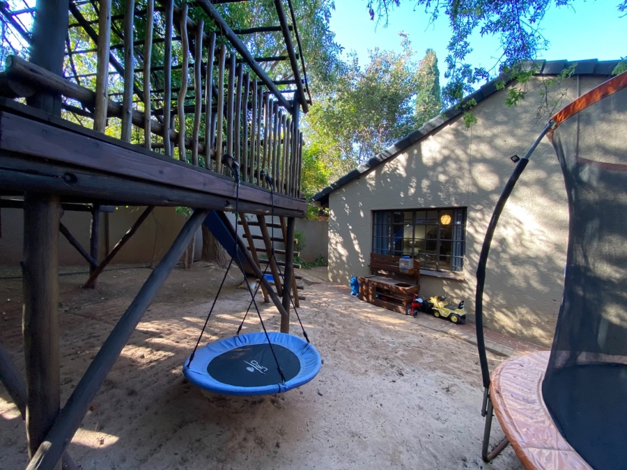 4 Bedroom Property for Sale in Erasmuskloof Gauteng