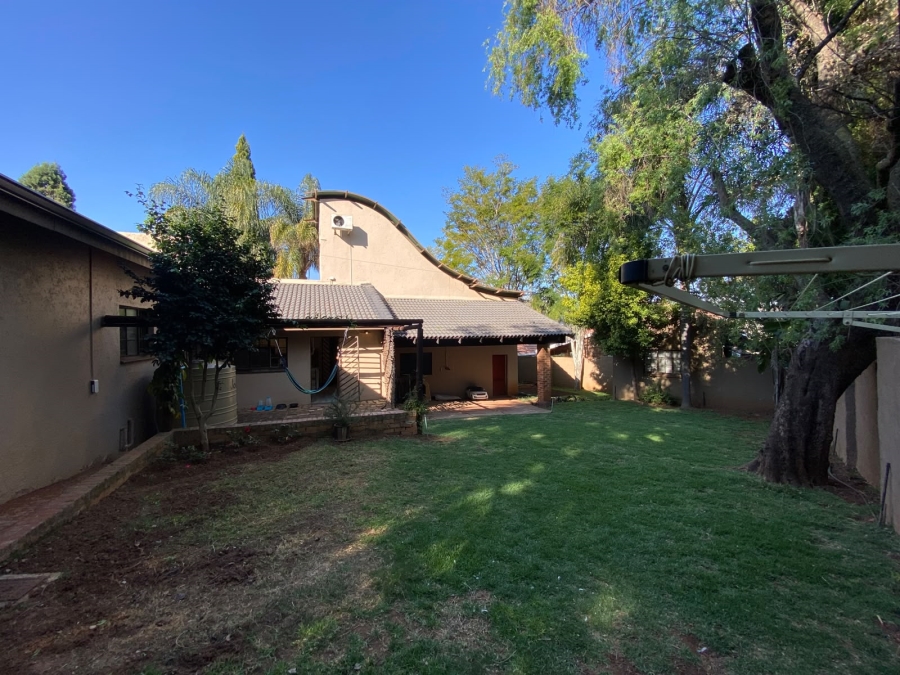 4 Bedroom Property for Sale in Erasmuskloof Gauteng