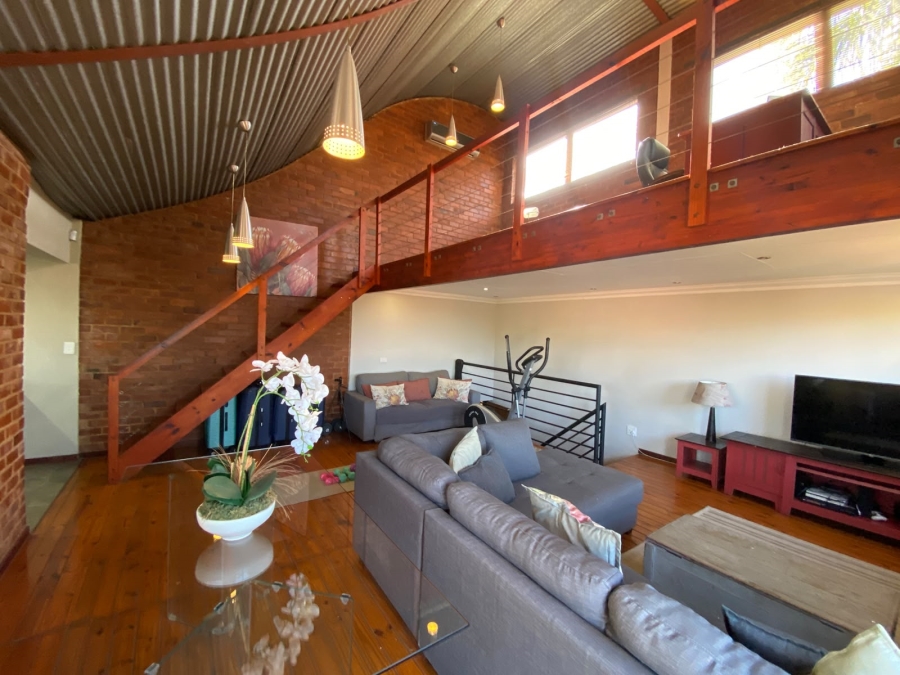 4 Bedroom Property for Sale in Erasmuskloof Gauteng