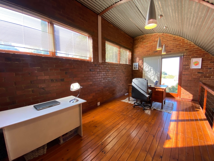 4 Bedroom Property for Sale in Erasmuskloof Gauteng