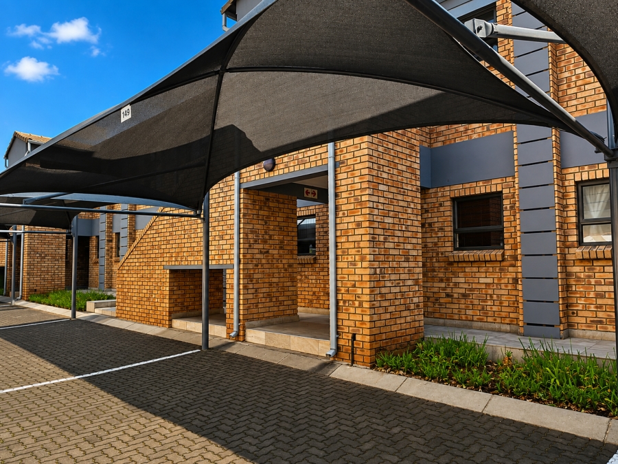 2 Bedroom Property for Sale in Ravenswood Gauteng