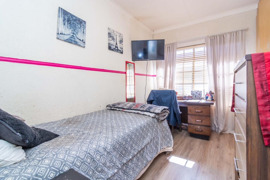3 Bedroom Property for Sale in Helikonpark Gauteng